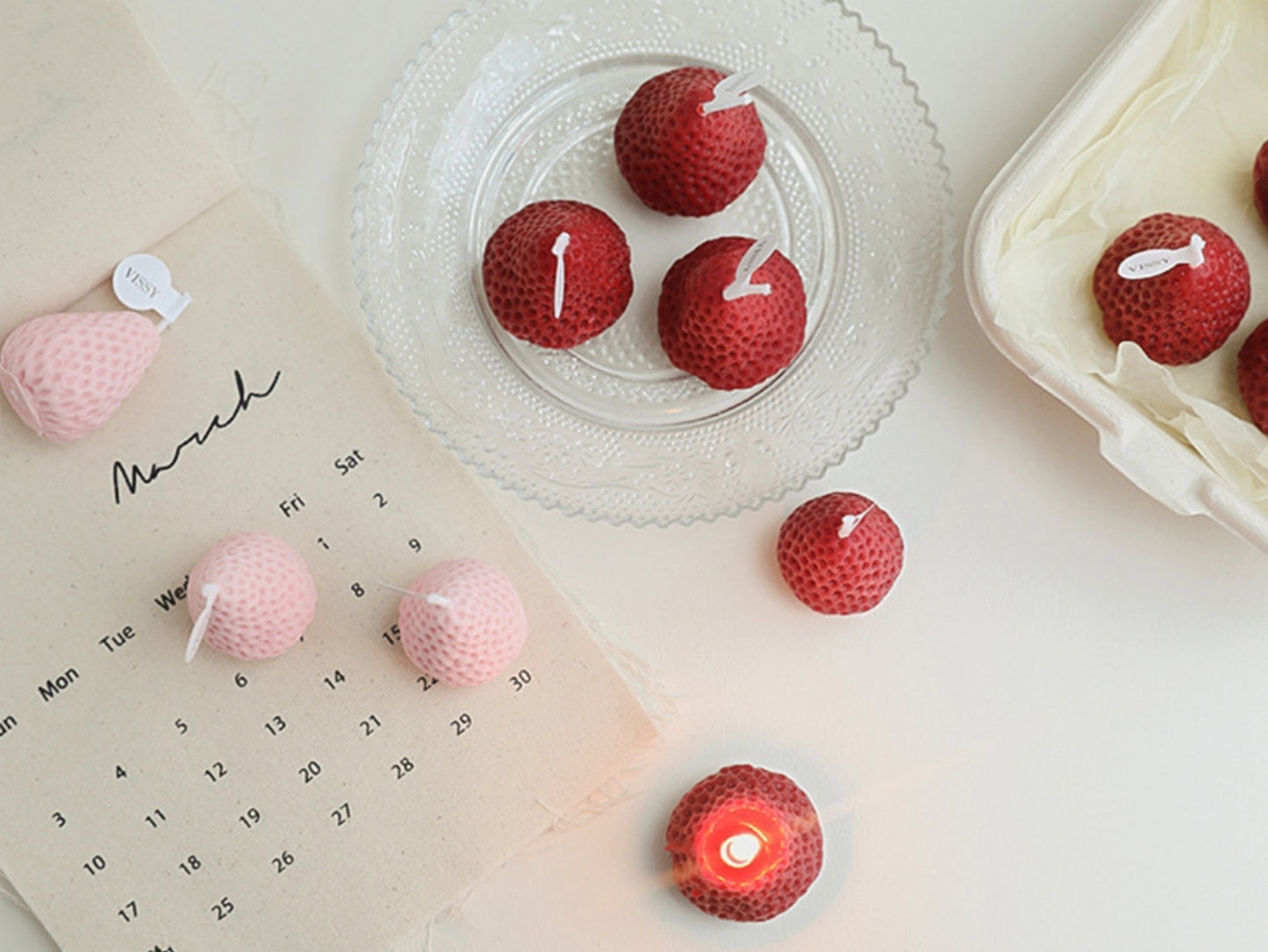 Handmade Strawberry Shaped Scented Candles, Pink Red Soy Wax Candles